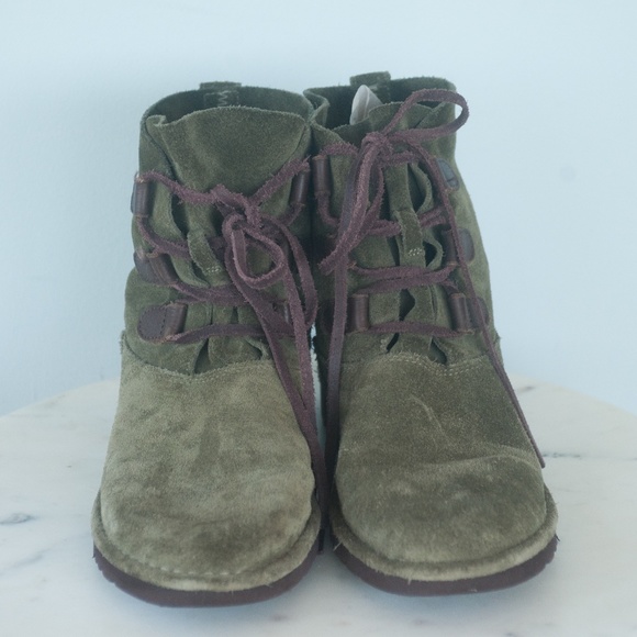 UGG Elvi Olive Green Classic Suede Harness Boots - Picture 4 of 12